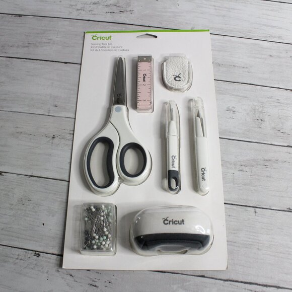 Cricut Sewing Tool Kit Scissors Leather Thimble Seam Ripper Pin Cushion - Picture 2 of 6